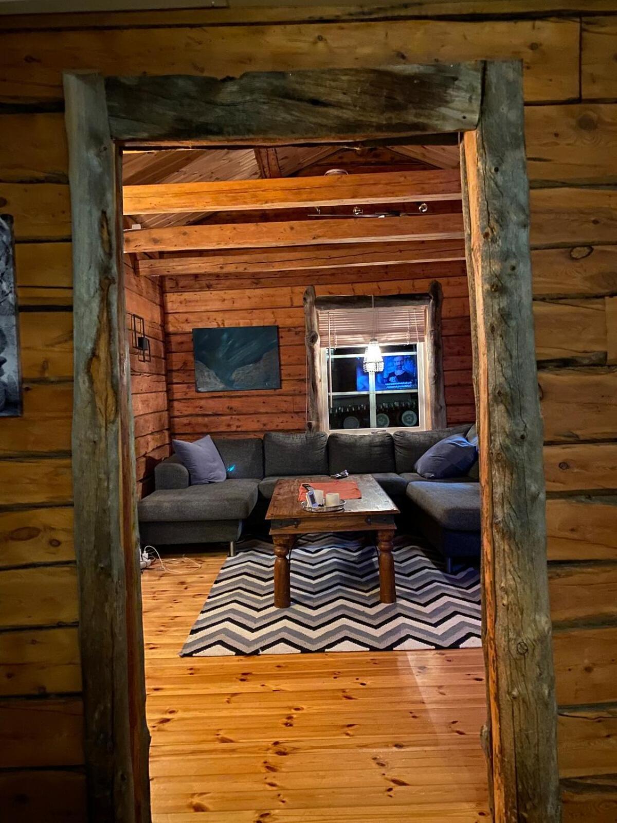 Cottage With Good Standard Next To Neiden River Exterior photo